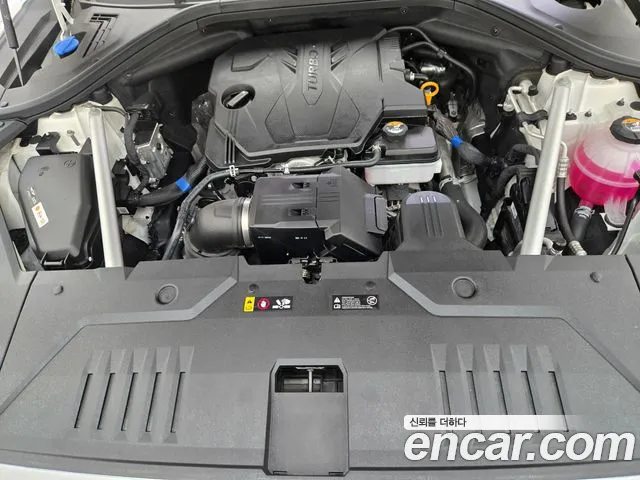 Genesis GV70 — Фото автомобиля 6