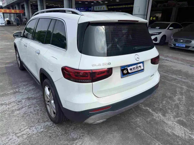 Mercedes-Benz Mercedes-Benz GLB 2022 Model GLB 200 Dynamic Edition — Фото автомобиля 6