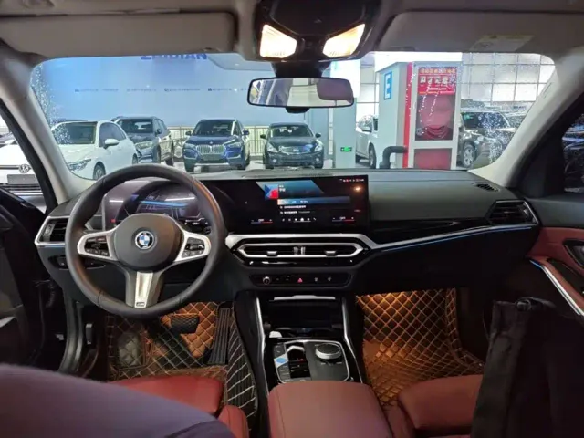 BMW i3 — Фото автомобиля 9