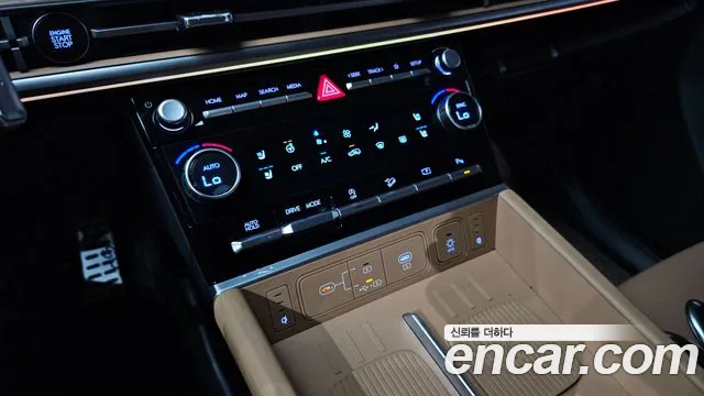 Hyundai Santafe Santa Fe (MX5) Бензин 2.5T 2WD — Фото автомобиля 29