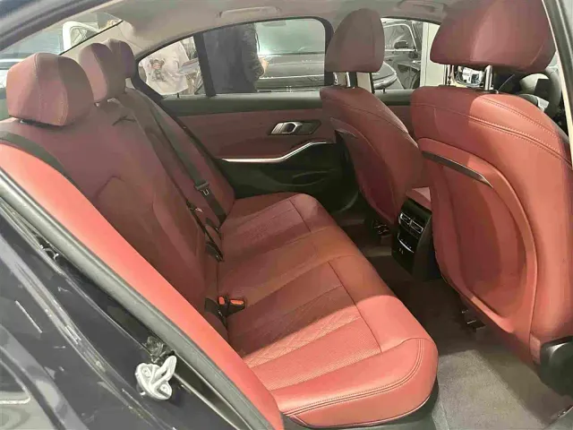 BMW 3 Series — Фото автомобиля 20
