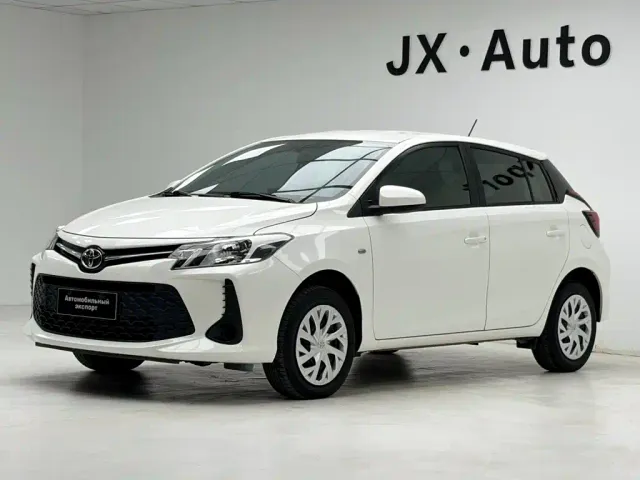 Фотография автомобиля — Toyota Vios FS
