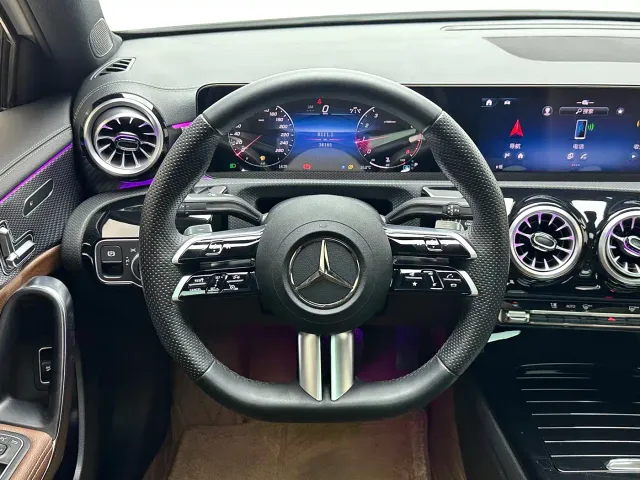 Mercedes-Benz A-Class — Фото автомобиля 10