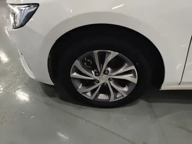 Buick Verano — Фото автомобиля 22
