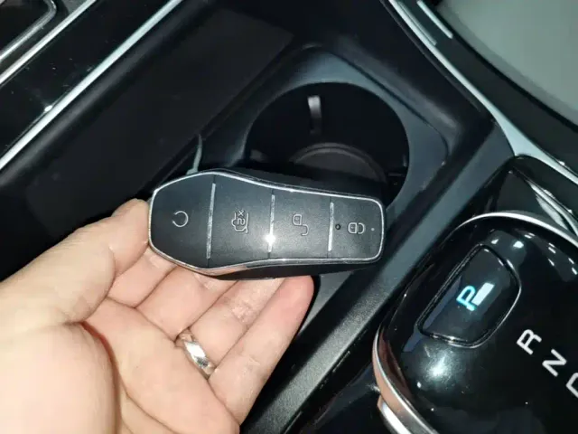 BYD Qin PLUS — Фото автомобиля 8