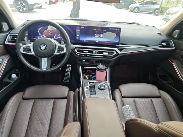BMW 3 Series — Фото автомобиля 8