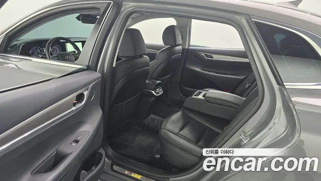 Hyundai Grandeur Premium — Фото автомобиля 12