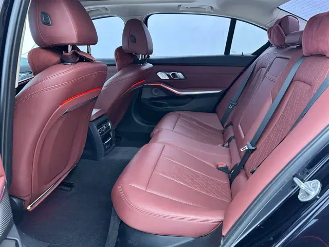 BMW 3 Series — Фото автомобиля 18