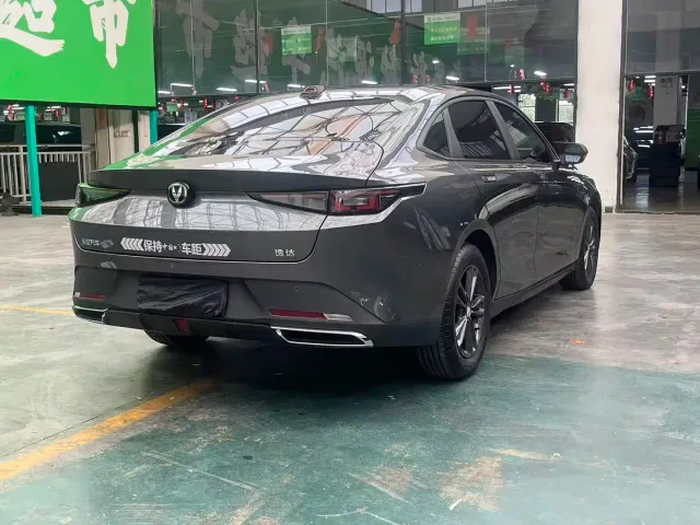 Changan Lamore — Фото автомобиля 12