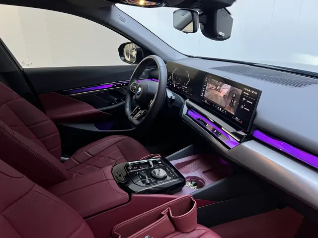 BMW 5 Series — Фото автомобиля 9