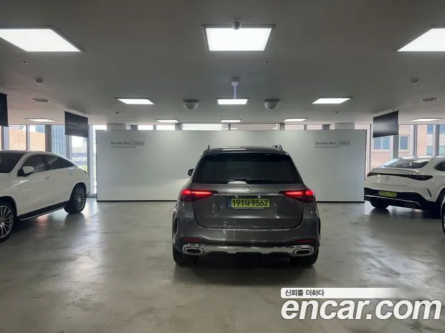 Mercedes-Benz GLE-Class — Фото автомобиля 4
