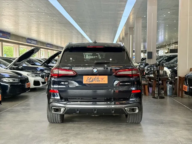 BMW X5 — Фото автомобиля 16