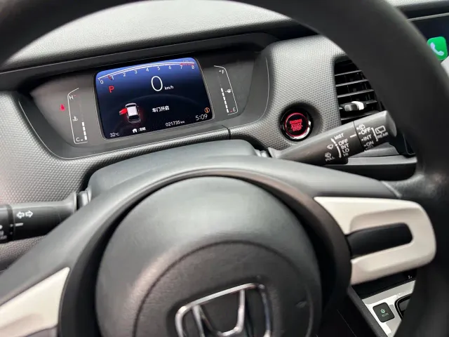 Honda Fit — Фото автомобиля 8