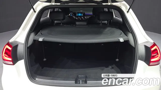 Mercedes-Benz A-Class — Фото автомобиля 20