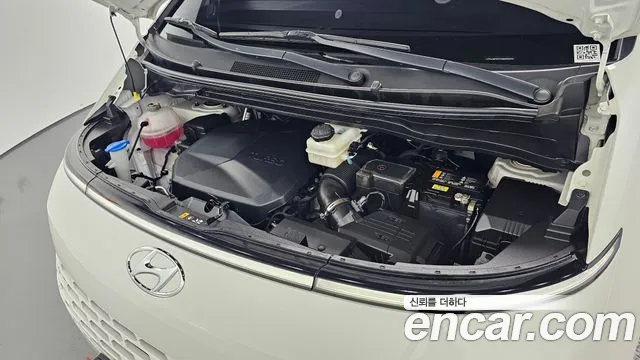 Hyundai Staria Staria Карго 3 места — Фото автомобиля 2