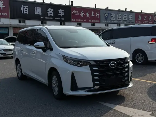 GAC Trumpchi M6 — Фото автомобиля 3