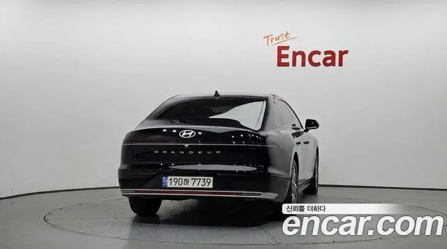 Hyundai Grandeur GN7 — Фото автомобиля 4