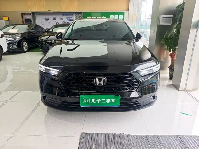 Honda Accord — Фото автомобиля 2
