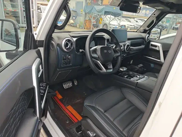 BAIC ORV Beijing Offroad BJ40 2023 2.0D Automatic 4WD Blade Hero Edition Knight Type — Фото автомобиля 15