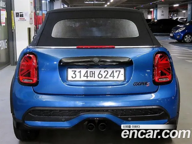 Mini Cooper Convertible — Фото автомобиля 5