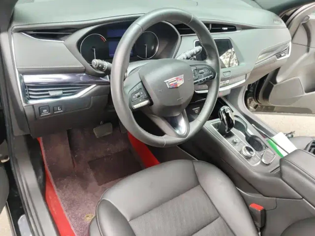 Cadillac XT4 — Фото автомобиля 6