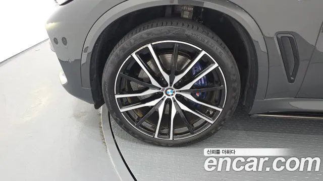 BMW X5 — Фото автомобиля 5