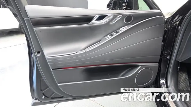 Genesis G80 RG3 — Фото автомобиля 13