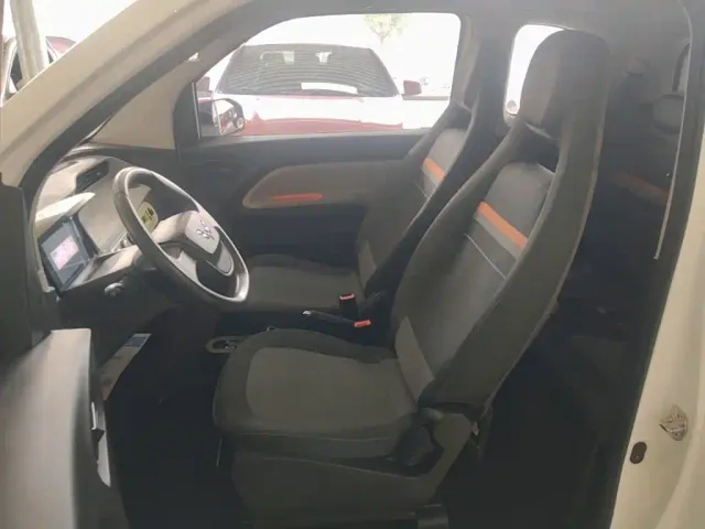 Wuling Hongguang Mini EV — Фото автомобиля 14