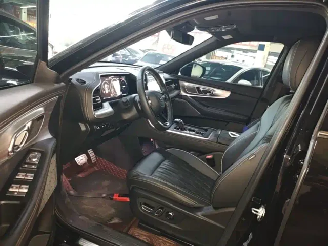 GAC Trumpchi GS8 — Фото автомобиля 15