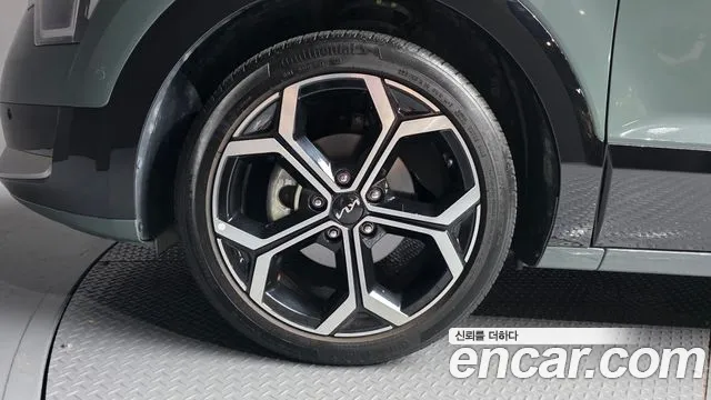 Kia Niro The All New Niro Signature — Фото автомобиля 5