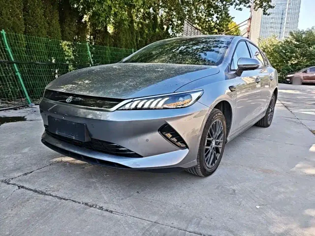 Фотография автомобиля — BYD Qin PLUS