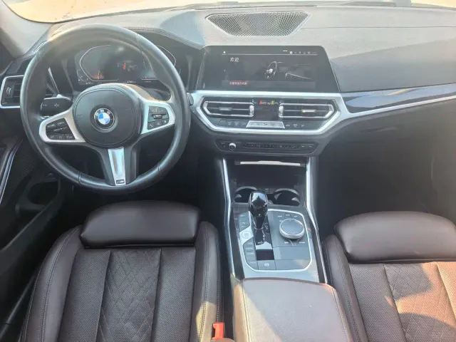 BMW 3 Series — Фото автомобиля 5