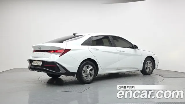 Hyundai AVANTE Новый Avante (CN7) — Фото автомобиля 2