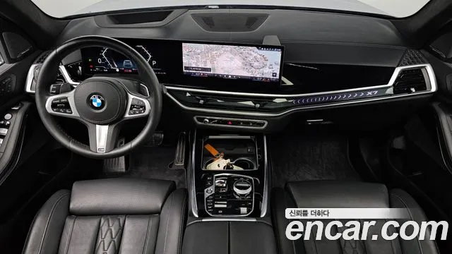BMW X7 — Фото автомобиля 3