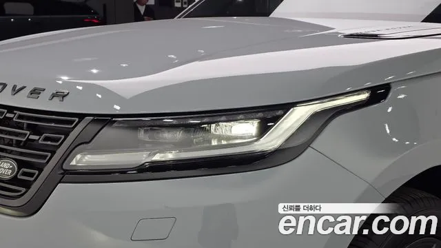 Land Rover Range Rover Velar — Фото автомобиля 17