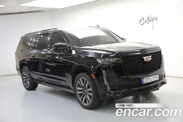 Cadillac Escalade — Фото автомобиля 2