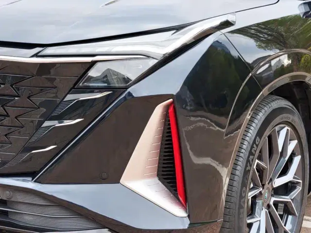 Changan Z6 — Фото автомобиля 7