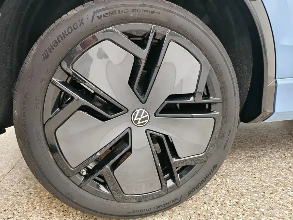 Volkswagen Tiguan L 2024 PRO 380TSI 4WD R-Line Premium Edition — Фото автомобиля 12