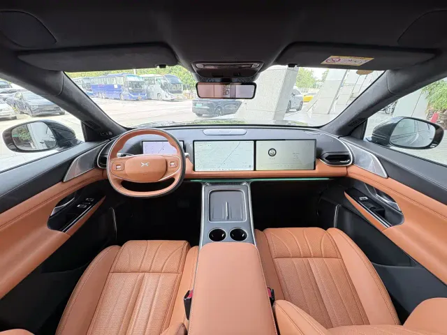 Xpeng G9 — Фото автомобиля 5