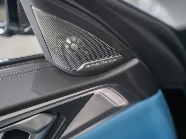 BMW M4 — Фото автомобиля 10