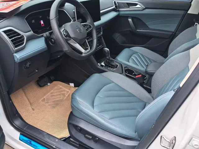 Volkswagen Tharu — Фото автомобиля 14