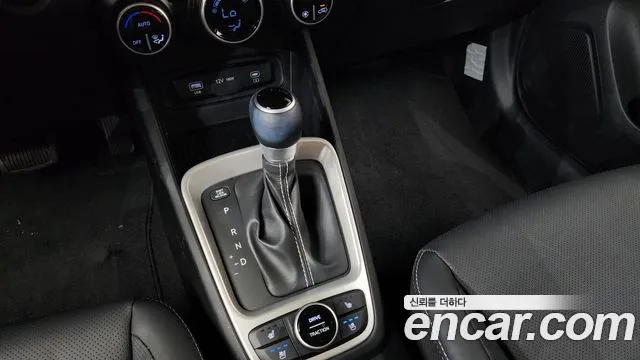 Hyundai Venue Venue 1.6 Premium — Фото автомобиля 9