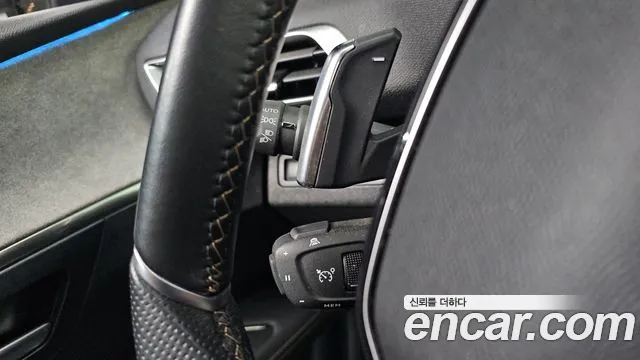 Peugeot 3008 2nd Gen — Фото автомобиля 15