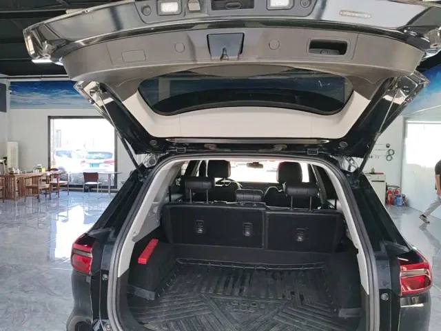 Chery Tiggo 8 — Фото автомобиля 18