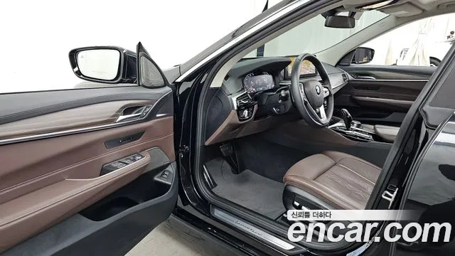 BMW Gran Turismo — Фото автомобиля 10
