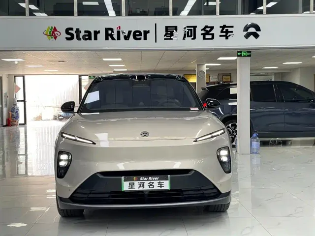 Nio ES8 — Фото автомобиля 2