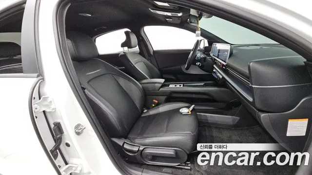 Hyundai Ioniq 6 — Фото автомобиля 18