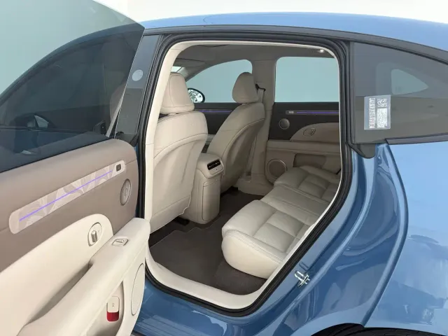 IM Motors LS6 — Фото автомобиля 10