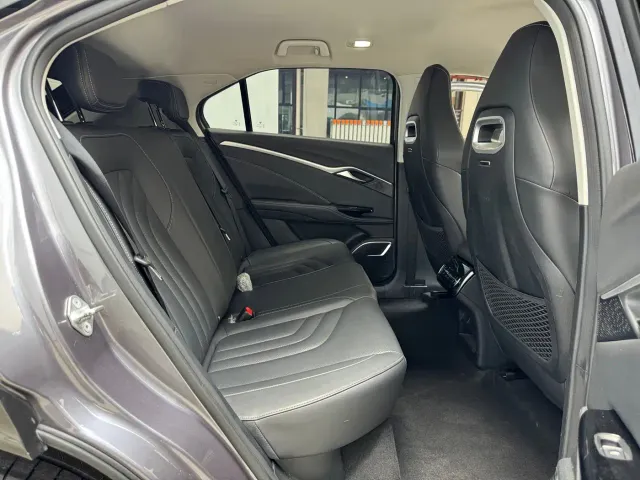 Nezha Auto Neta U 2022 Pro 400 Smooth Edition — Фото автомобиля 10