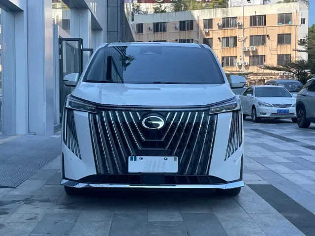 GAC Trumpchi M8 — Фото автомобиля 22